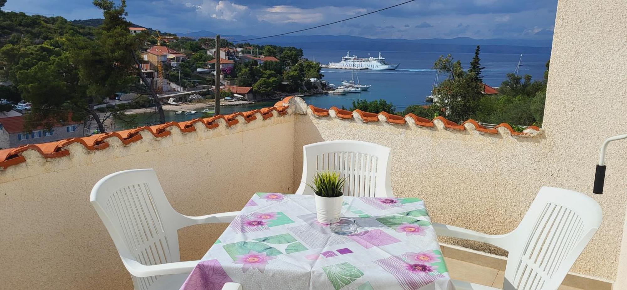 Apartments Solta Rogač Eksteriør billede