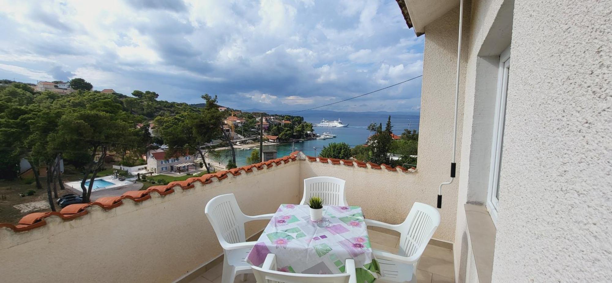 Apartments Solta Rogač Eksteriør billede